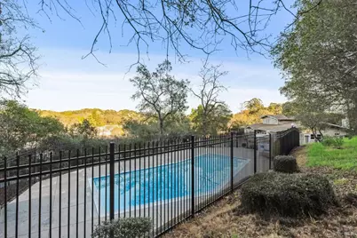 118 Oliva Court #C, Novato, CA 94947 - Photo 31