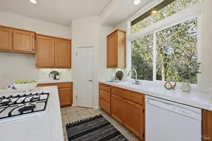 366 Breeden St, Santa Rosa, CA 95409 - Photo 19