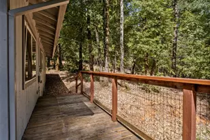 25088 Goose Cir, Willits, CA 95490 - Photo 17