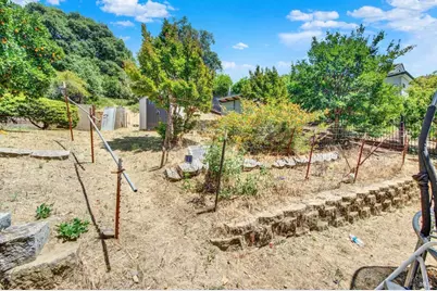 348 Vine Street, Vacaville, CA 95688 - Photo 25