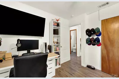 348 Vine Street, Vacaville, CA 95688 - Photo 13