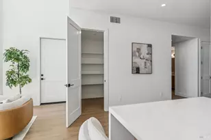 39 Strawberry Cir, Mill Valley, CA 94941 - Photo 19