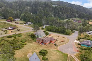 44465 O'Rorey's Roost, Irish Beach, CA 95459 - Photo 33