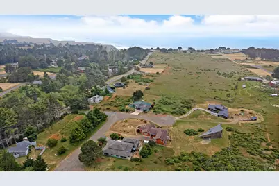 44465 O Roreys Roost, Irish Beach, CA 95459 - Photo 5