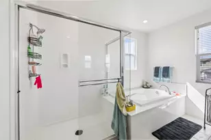 2464 Lake Club Dr, Fairfield, CA 94533 - Photo 25