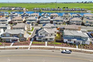 2464 Lake Club Dr, Fairfield, CA 94533 - Photo 39