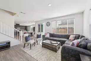 2464 Lake Club Dr, Fairfield, CA 94533 - Photo 7