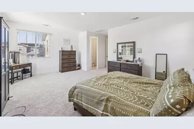 2464 Lake Club Drive, Fairfield, CA 94533 - Photo 21