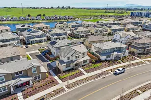 2464 Lake Club Dr, Fairfield, CA 94533 - Photo 41