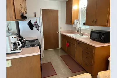 12724 Island Circle, Clearlake Oaks, CA 95423 - Photo 13