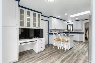 7866 Burton Avenue, Rohnert Park, CA 94928 - Photo 7