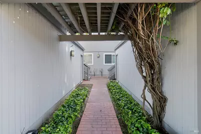 348 Blanchard Lane, Benicia, CA 94510 - Photo 5