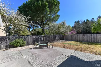 2148 San Antonio Drive, Santa Rosa, CA 95405 - Photo 17