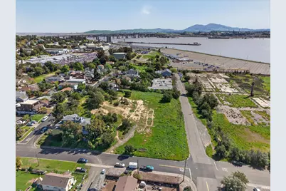 625 E H Street, Benicia, CA 94510 - Photo 13