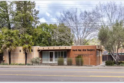 2211 4th Street, Santa Rosa, CA 95404 - Photo 1