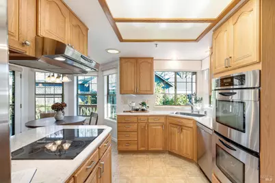 2908 Victoria Court, Napa, CA 94558 - Photo 11