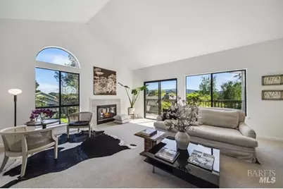 118 Eucalyptus Knoll Street, Mill Valley, CA 94941 - Photo 1