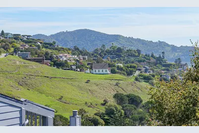 80 Lyford Drive #1, Tiburon, CA 94920 - Photo 21