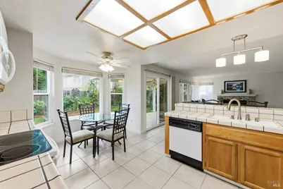 179 Buttercup Circle, Vacaville, CA 95687 - Photo 13