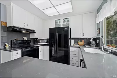 1091 Cayetano Drive, Napa, CA 94559 - Photo 3