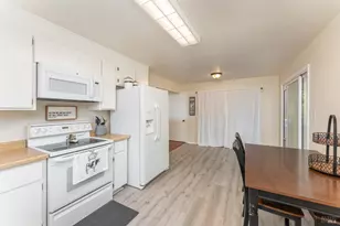 132 Ridgecrest Dr, Napa, CA 94558 - Photo 11