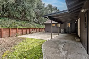 1261 Deerwood Dr, Ukiah, CA 95482 - Photo 29