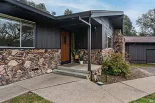 1261 Deerwood Dr, Ukiah, CA 95482 - Photo 3