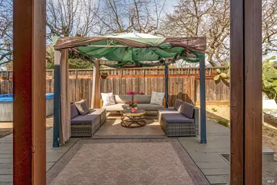 1911 Emerald Drive, Calistoga, CA 94515 - Photo 29