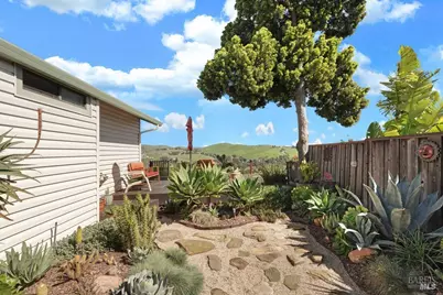 1000 Topsail Drive, Vallejo, CA 94591 - Photo 33