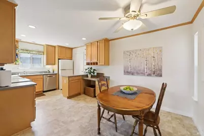 7070 Almond Street, Rohnert Park, CA 94928 - Photo 7