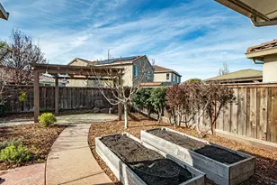 478 Sawyer Dr, Vacaville, CA 95687 - Photo 33