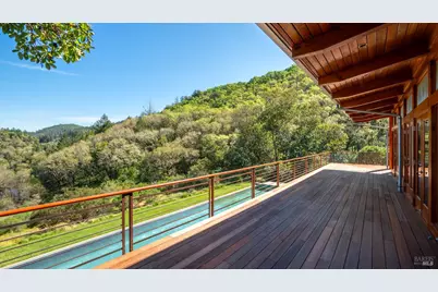 812 Leslie Creek Ln, Santa Rosa, CA 95404 - Photo 3