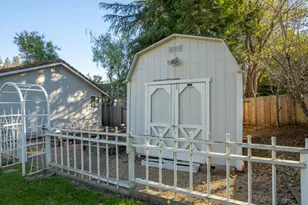 421 Oakwood Cir, Fairfield, CA 94534 - Photo 39