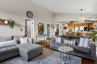 421 Oakwood Cir, Fairfield, CA 94534 - Photo 17