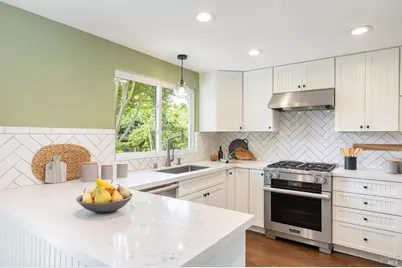 2431 Shoreline Drive, Napa, CA 94558 - Photo 17