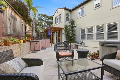 26 Waterbury Lane, Novato, CA 94949 - Photo 33