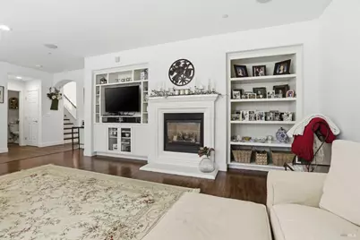 26 Waterbury Lane, Novato, CA 94949 - Photo 5