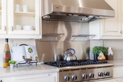 1143 Castle Oaks Drive, Napa, CA 94558 - Photo 9