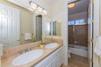 1143 Castle Oaks Drive, Napa, CA 94558 - Photo 39