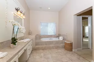 1143 Castle Oaks Dr, Napa, CA 94558 - Photo 23