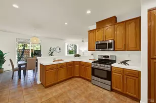 291 Woodcrest Dr, Vacaville, CA 95688 - Photo 37