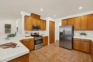 291 Woodcrest Dr, Vacaville, CA 95688 - Photo 35