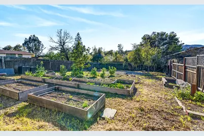 105 Hooker Avenue, Sonoma, CA 95476 - Photo 25