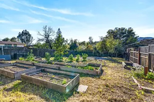 105 Hooker Ave, Sonoma, CA 95476 - Photo 25