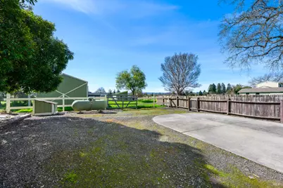 5454 Hall Road, Santa Rosa, CA 95401 - Photo 25