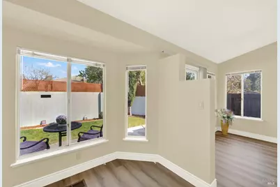 329 Ridgecrest Circle, Suisun City, CA 94585 - Photo 21