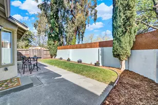 329 Ridgecrest Cir, Suisun City, CA 94585 - Photo 43