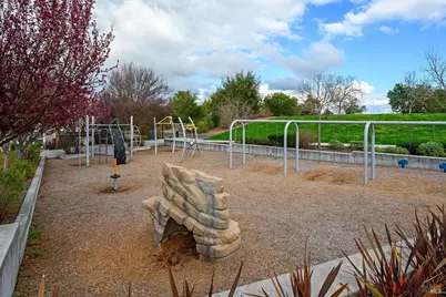 540 Sapphire Street, Petaluma, CA 94952 - Photo 37