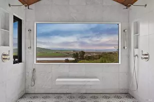 160 Crest Rd, Novato, CA 94945 - Photo 35