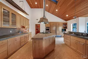 801 Samantha Ct, Healdsburg, CA 95448 - Photo 9